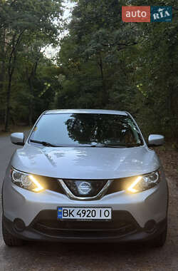 Внедорожник / Кроссовер Nissan Rogue Sport 2019 в Киеве