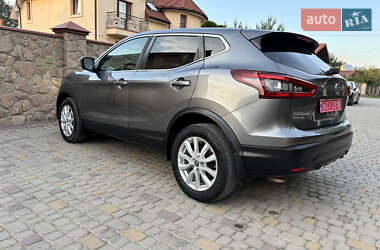 Внедорожник / Кроссовер Nissan Rogue Sport 2020 в 