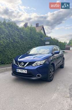 Позашляховик / Кросовер Nissan Rogue Sport 2019 в Львові