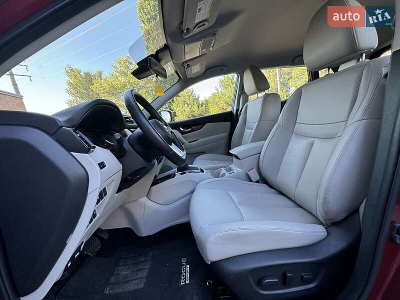 Внедорожник / Кроссовер Nissan Rogue Sport 2022 в Одессе