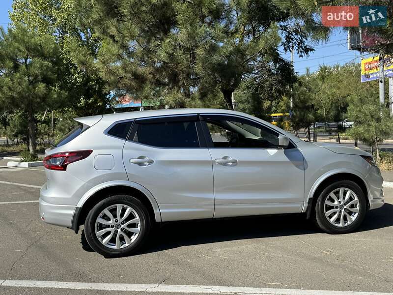 Позашляховик / Кросовер Nissan Rogue Sport 2021 в Одесі