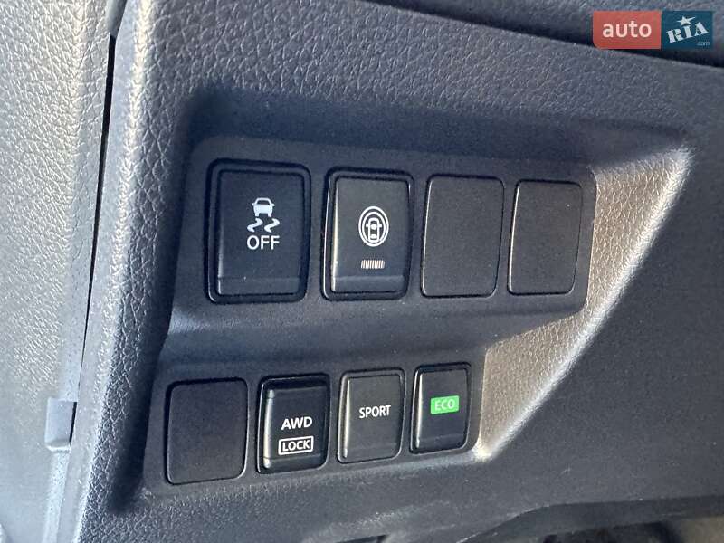 Позашляховик / Кросовер Nissan Rogue Sport 2021 в Одесі