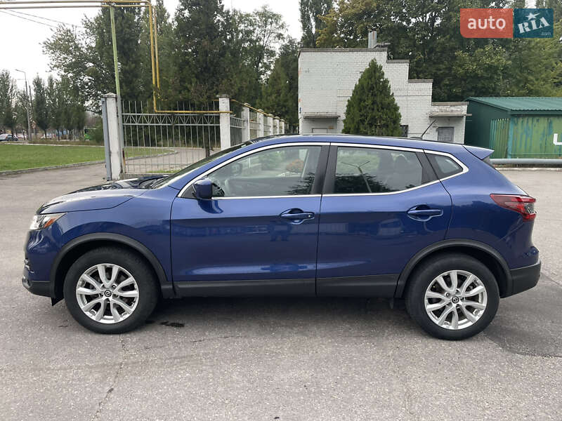 Внедорожник / Кроссовер Nissan Rogue Sport 2020 в Кременчуге