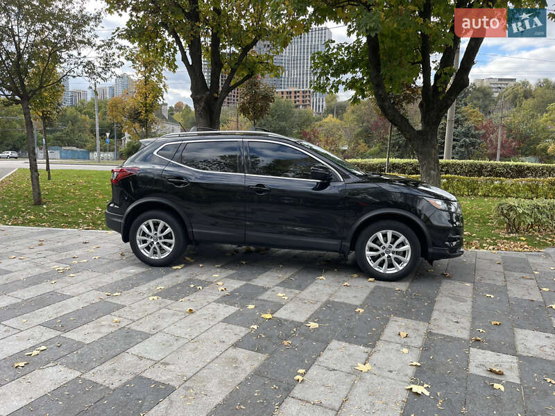 Внедорожник / Кроссовер Nissan Rogue Sport 2020 в Днепре