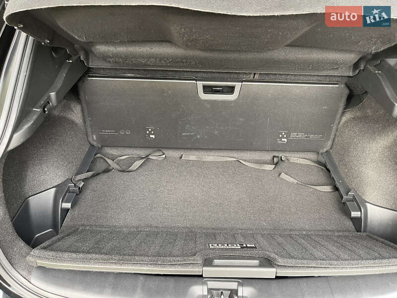 Внедорожник / Кроссовер Nissan Rogue Sport 2020 в Днепре