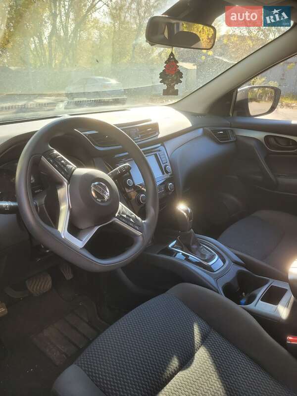 Позашляховик / Кросовер Nissan Rogue Sport 2022 в Дніпрі