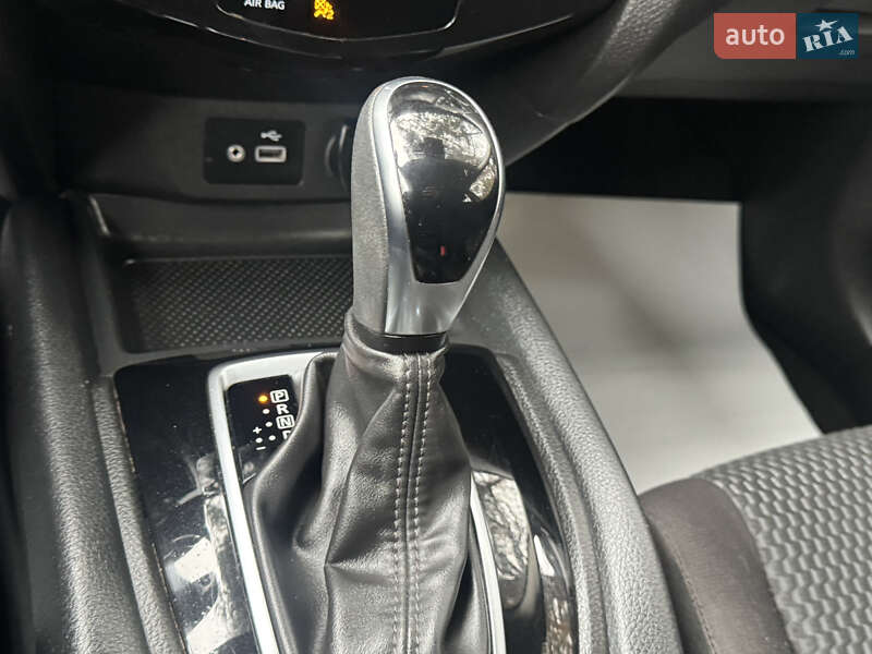Внедорожник / Кроссовер Nissan Rogue Sport 2020 в Киеве фото 12 Внедорожник / Кроссовер Nissan Rogue Sport 2020 в Киеве