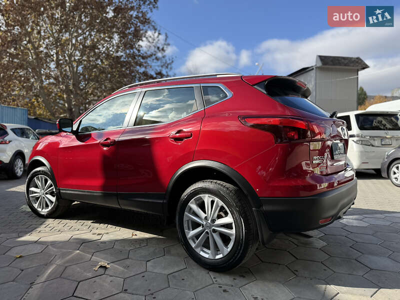Внедорожник / Кроссовер Nissan Rogue Sport 2017 в Одессе