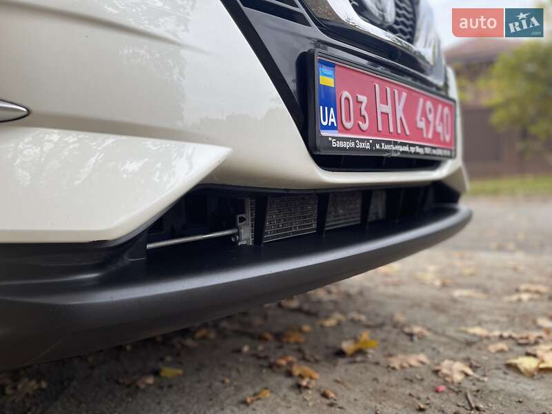 Позашляховик / Кросовер Nissan Rogue Sport 2022 в Києві