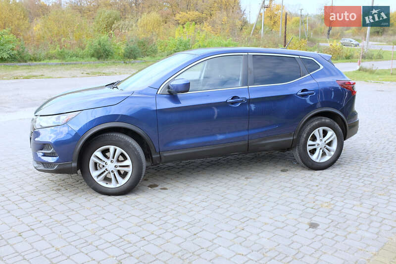 Внедорожник / Кроссовер Nissan Rogue Sport 2020 в Львове