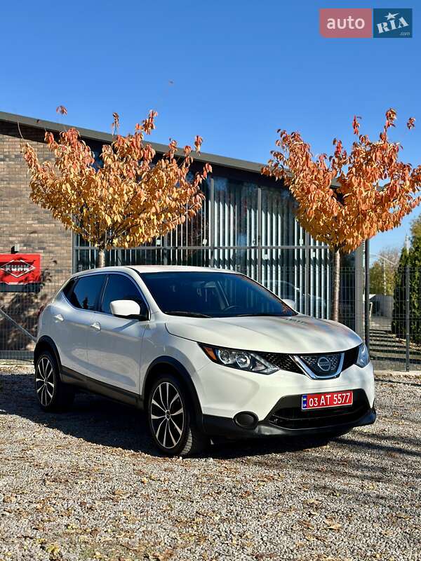 Внедорожник / Кроссовер Nissan Rogue Sport 2018 в Виннице фото 2 Внедорожник / Кроссовер Nissan Rogue Sport 2018 в Виннице