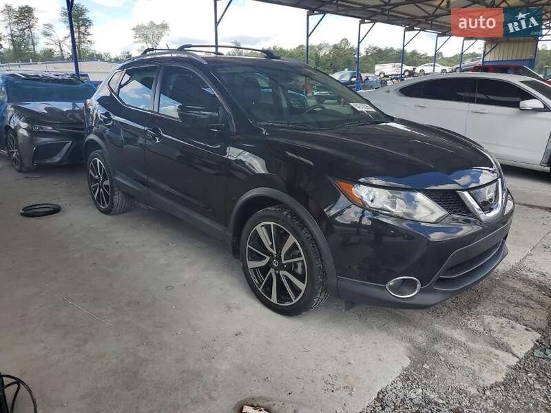 Позашляховик / Кросовер Nissan Rogue Sport 2017 в Хмельницькому фото 4 Позашляховик / Кросовер Nissan Rogue Sport 2017 в Хмельницькому