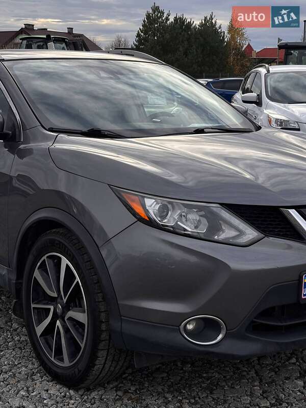 Внедорожник / Кроссовер Nissan Rogue Sport 2019 в Львове