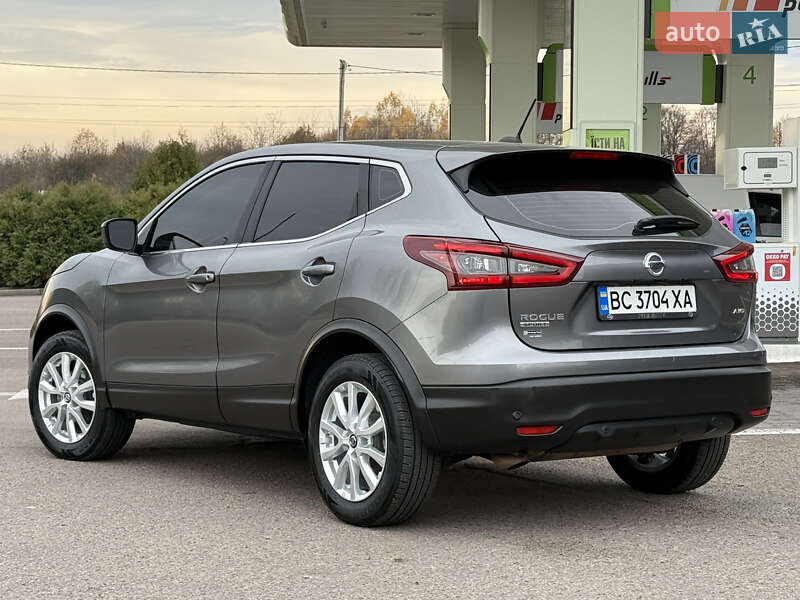 Внедорожник / Кроссовер Nissan Rogue Sport 2022 в Дрогобыче