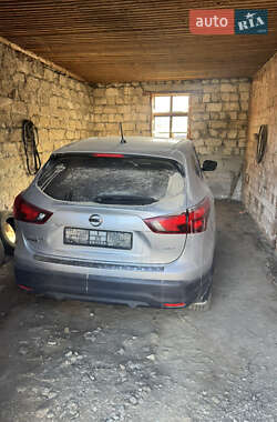 Позашляховик / Кросовер Nissan Rogue Sport 2017 в Вижниці