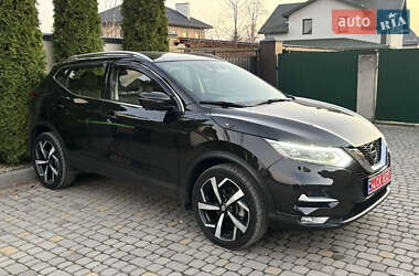 Позашляховик / Кросовер Nissan Rogue Sport 2020 в Львові