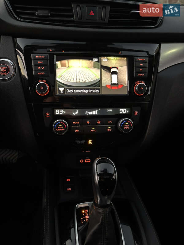 Внедорожник / Кроссовер Nissan Rogue Sport 2020 в Львове