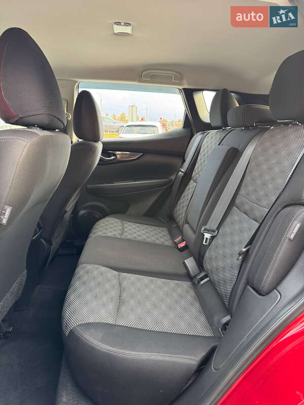 Позашляховик / Кросовер Nissan Rogue Sport 2020 в Вінниці