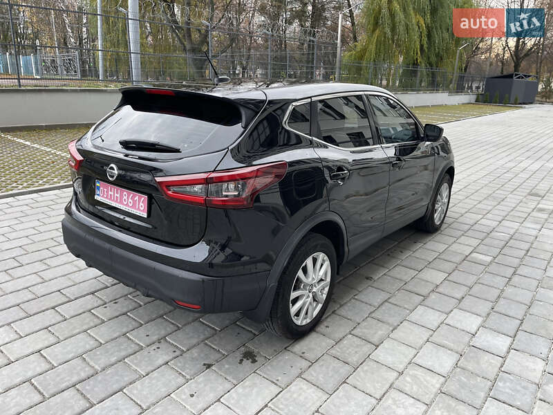 Внедорожник / Кроссовер Nissan Rogue Sport 2021 в Ровно