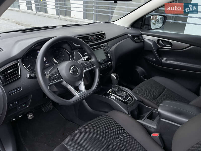 Внедорожник / Кроссовер Nissan Rogue Sport 2021 в Ровно