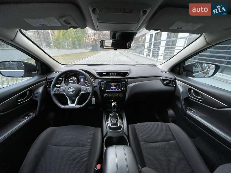 Внедорожник / Кроссовер Nissan Rogue Sport 2021 в Ровно