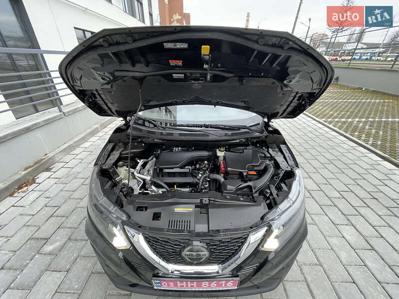 Внедорожник / Кроссовер Nissan Rogue Sport 2021 в Ровно