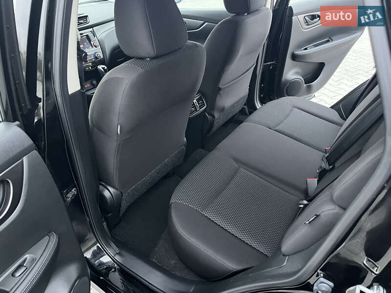 Позашляховик / Кросовер Nissan Rogue Sport 2020 в Вінниці