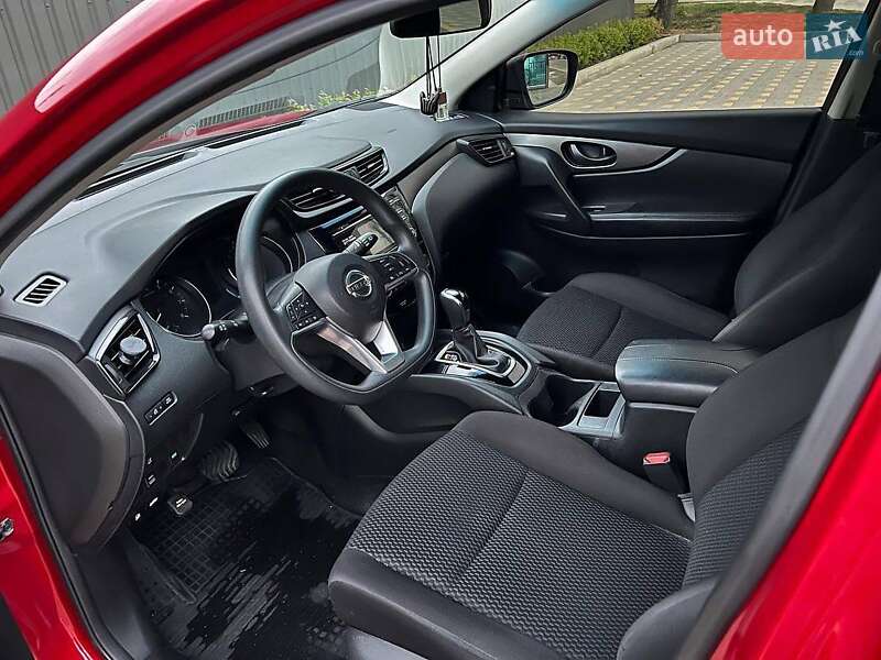 Позашляховик / Кросовер Nissan Rogue Sport 2018 в Новояворівську фото 8 Позашляховик / Кросовер Nissan Rogue Sport 2018 в Новояворівську