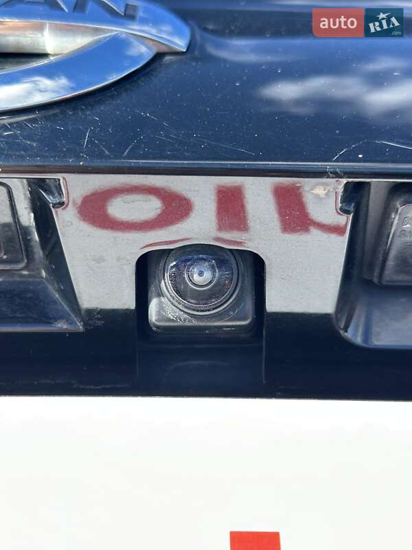 Позашляховик / Кросовер Nissan Rogue Sport 2017 в Білогородці