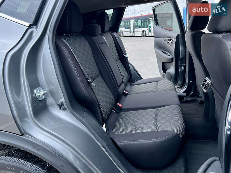 Внедорожник / Кроссовер Nissan Rogue Sport 2017 в Горишних Плавнях фото 16 Внедорожник / Кроссовер Nissan Rogue Sport 2017 в Горишних Плавнях