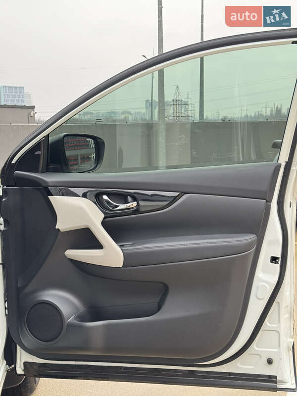 Внедорожник / Кроссовер Nissan Rogue Sport 2019 в Киеве фото 37 Внедорожник / Кроссовер Nissan Rogue Sport 2019 в Киеве