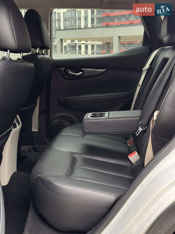 Внедорожник / Кроссовер Nissan Rogue Sport 2019 в Киеве фото 45 Внедорожник / Кроссовер Nissan Rogue Sport 2019 в Киеве