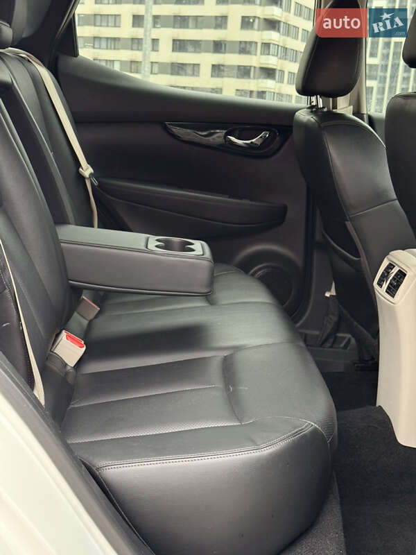 Внедорожник / Кроссовер Nissan Rogue Sport 2019 в Киеве фото 49 Внедорожник / Кроссовер Nissan Rogue Sport 2019 в Киеве