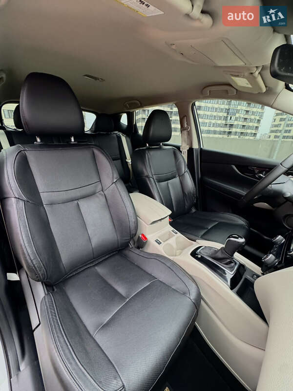 Внедорожник / Кроссовер Nissan Rogue Sport 2019 в Киеве фото 52 Внедорожник / Кроссовер Nissan Rogue Sport 2019 в Киеве
