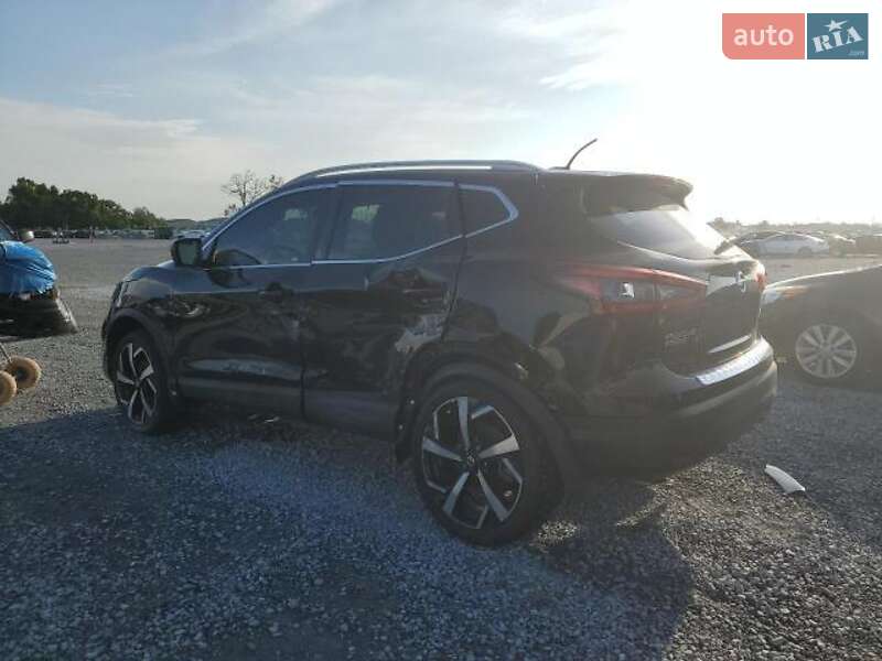Внедорожник / Кроссовер Nissan Rogue Sport 2020 в Львове