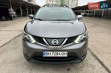 Позашляховик / Кросовер Nissan Rogue Sport 2018 в Одесі