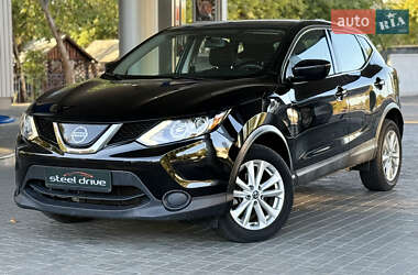 Позашляховик / Кросовер Nissan Rogue Sport 2019 в Миколаєві