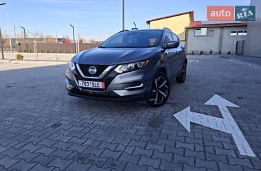 Внедорожник / Кроссовер Nissan Rogue Sport 2023 в Ужгороде