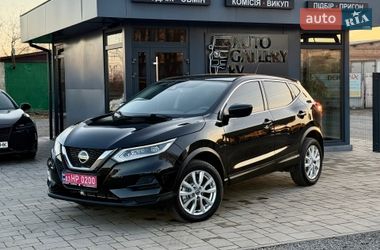 Внедорожник / Кроссовер Nissan Rogue Sport 2021 в Ровно