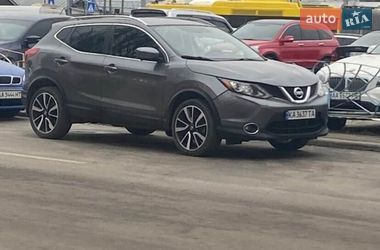 Позашляховик / Кросовер Nissan Rogue Sport 2017 в Києві