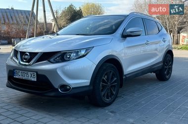 Внедорожник / Кроссовер Nissan Rogue Sport 2017 в Львове