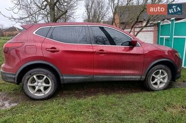 Внедорожник / Кроссовер Nissan Rogue Sport 2019 в Дергачах