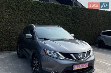Позашляховик / Кросовер Nissan Rogue Sport 2019 в Львові