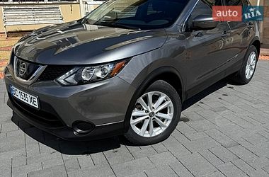 Позашляховик / Кросовер Nissan Rogue Sport 2019 в Старому Самборі