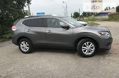 Позашляховик / Кросовер Nissan Rogue 2015 в 