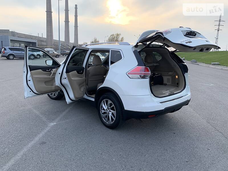 Позашляховик / Кросовер Nissan Rogue 2014 в Дніпрі