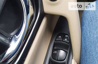 Позашляховик / Кросовер Nissan Rogue 2017 в 