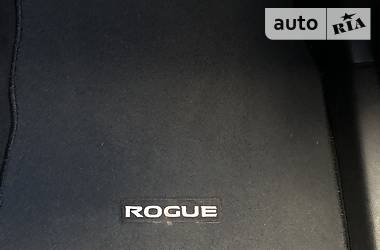 Позашляховик / Кросовер Nissan Rogue 2017 в Полтаві