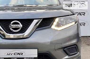 Позашляховик / Кросовер Nissan Rogue 2016 в 