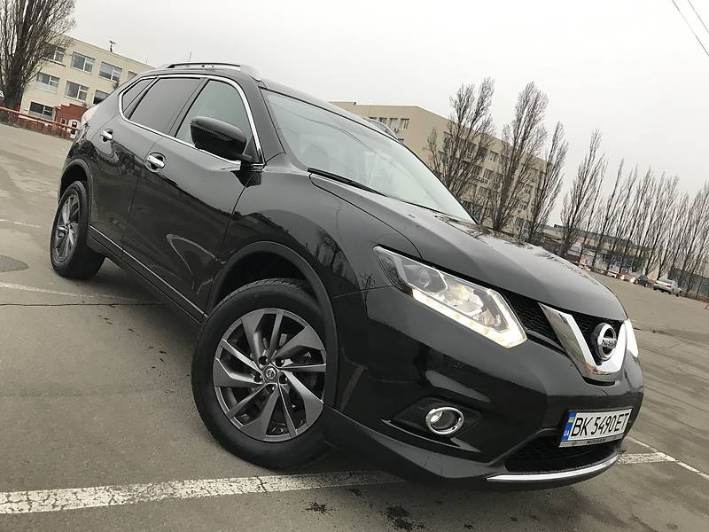 Позашляховик / Кросовер Nissan Rogue 2015 в Києві